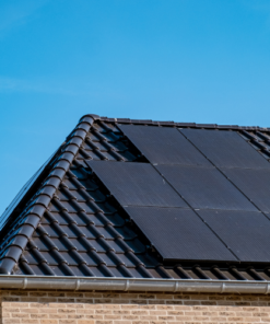 Zonnepanelen of -collector plaatsen